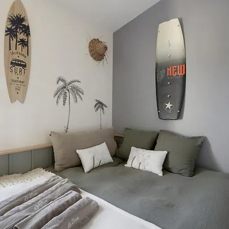 L'etoile Du Vieux Port Bed & Breakfast 3*