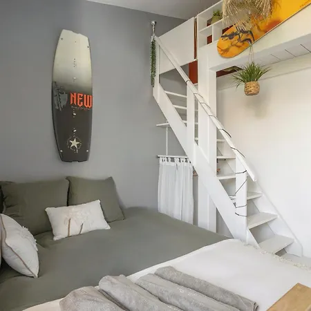 Bed & Breakfast L'etoile Du Vieux Port La Rochelle (Charente-Maritime)